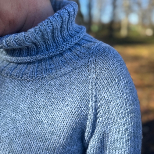 Mona Merino 15/2 (950 g) - Isblå