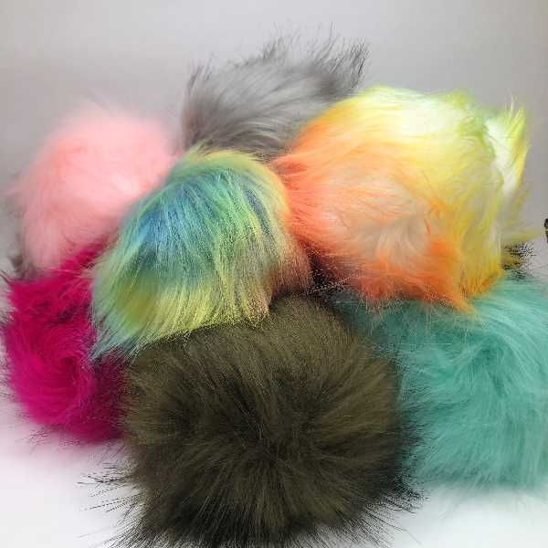 Pompon pelsdusk til lue