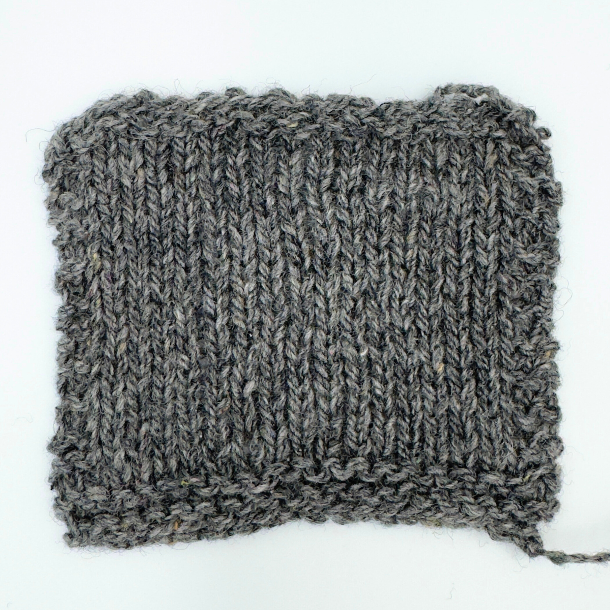 Oktober 2025 Tekstilfibergarn - Grå