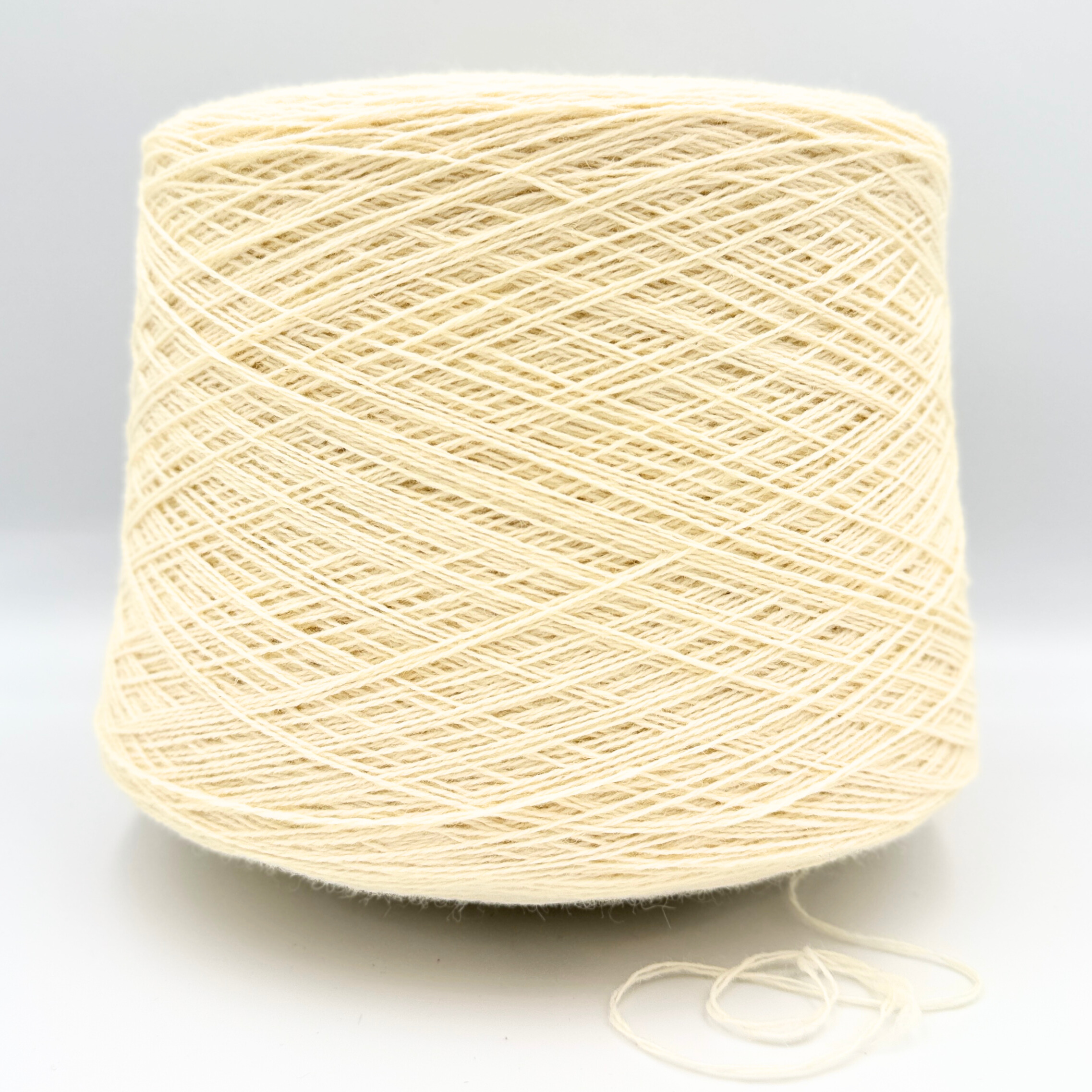 Fifi (1 kg) - Råhvit