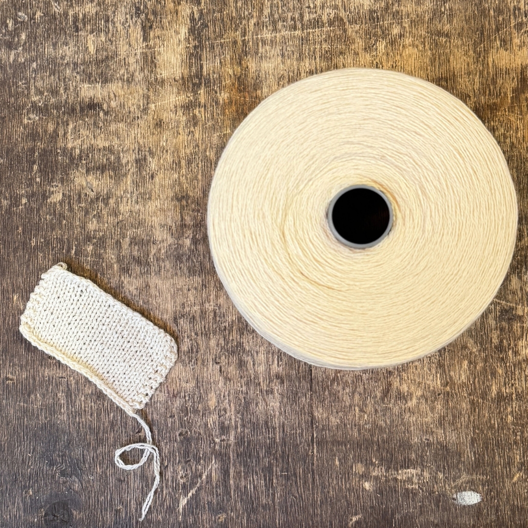 Fifi (1 kg) - Råhvit