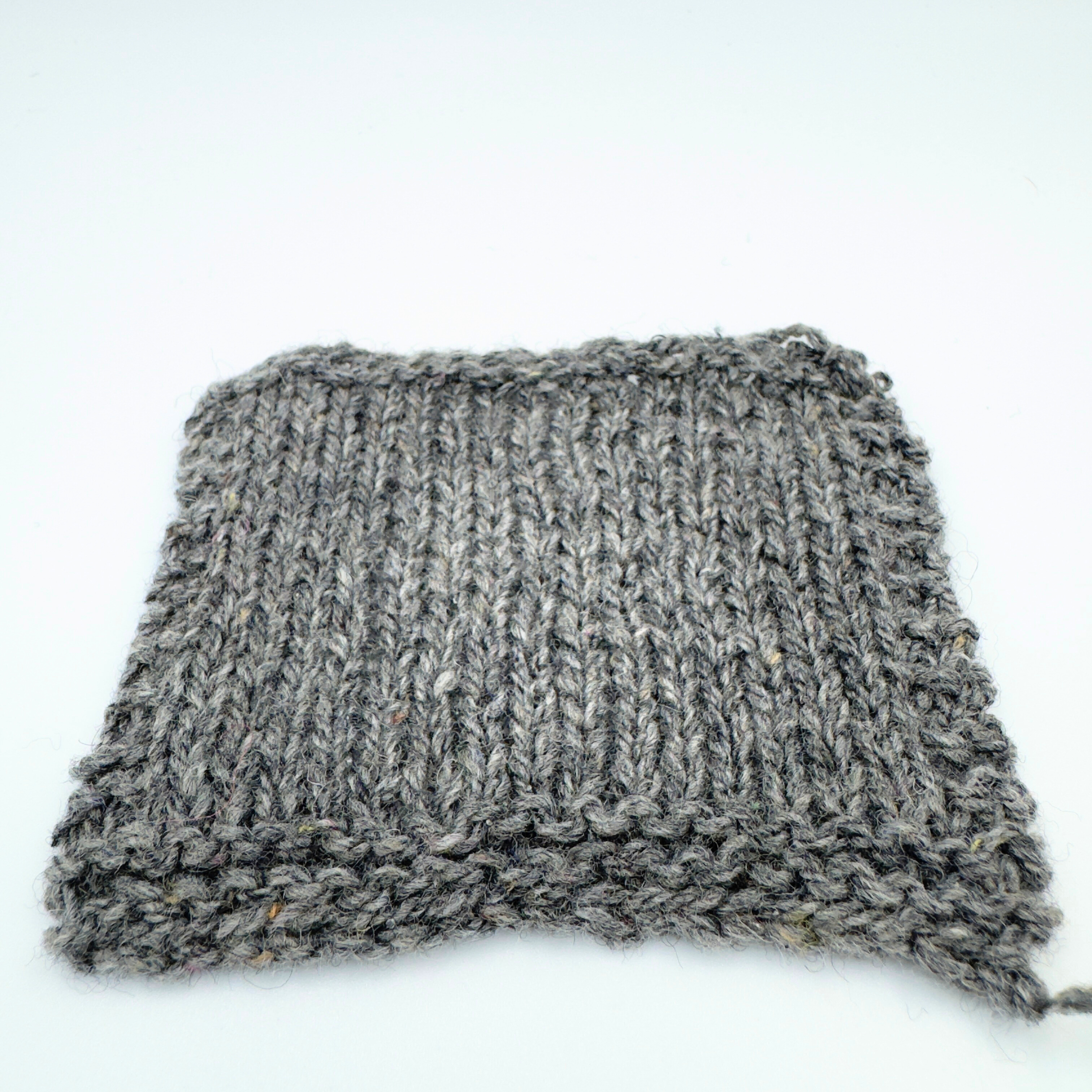 Oktober 2025 Tekstilfibergarn - Grå