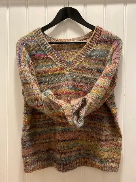 Carnival sweater (Viola Obel) oppskrift DANSK