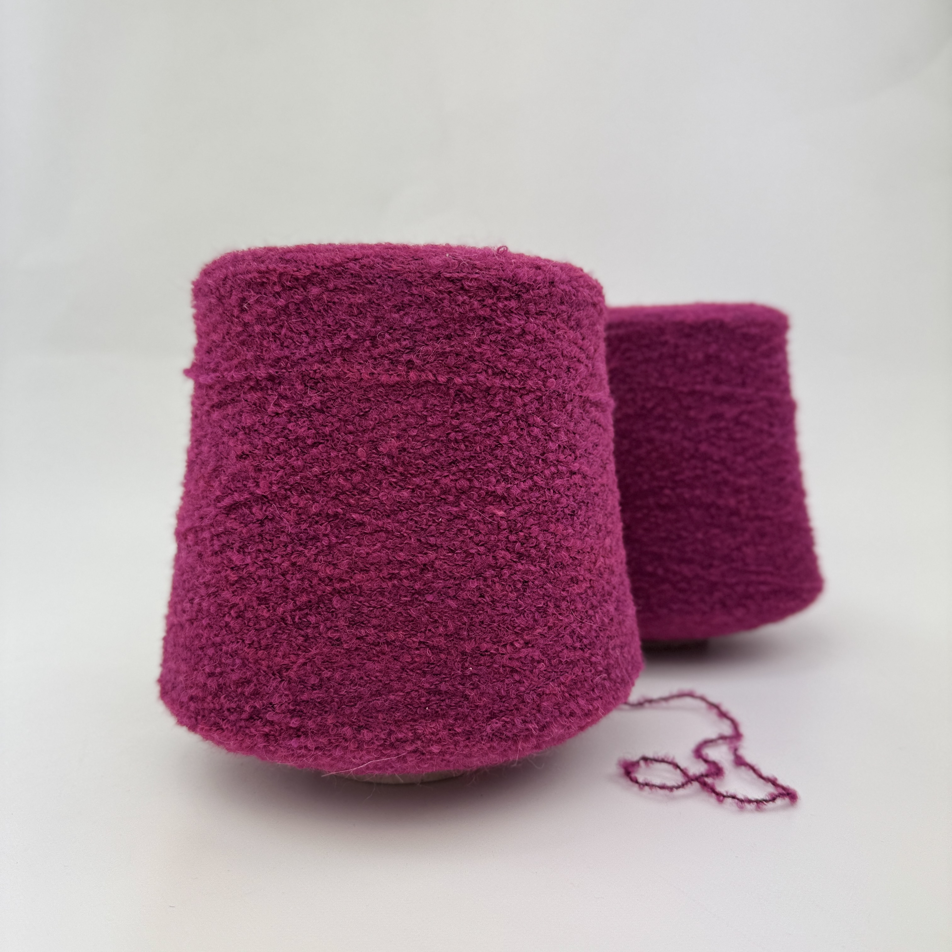 Beate Elastisk Bouclé (600 g) - Cerise