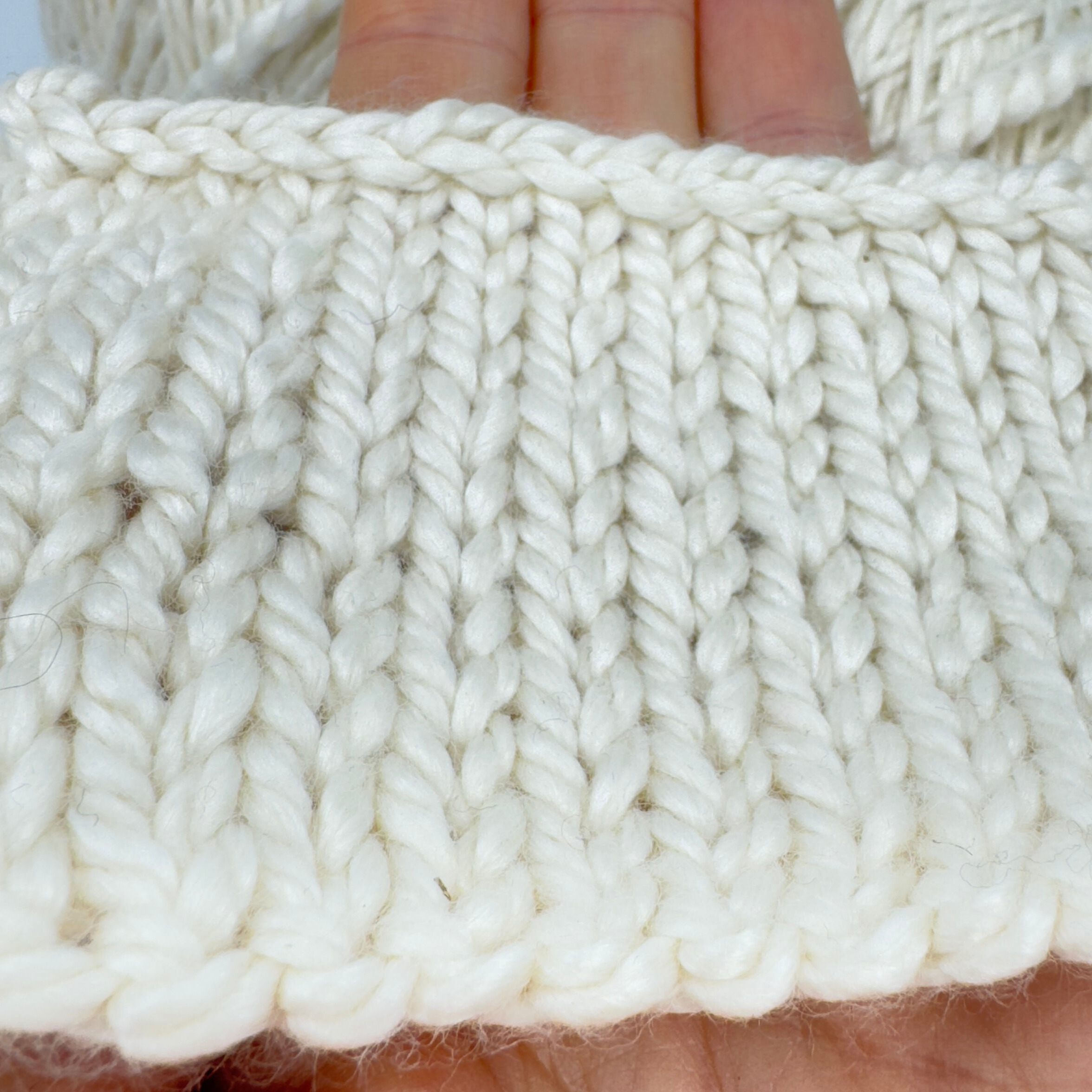 Caia Silke Merino cert. OEKO-TEX® STANDARD 100 (400 g) - Råhvit