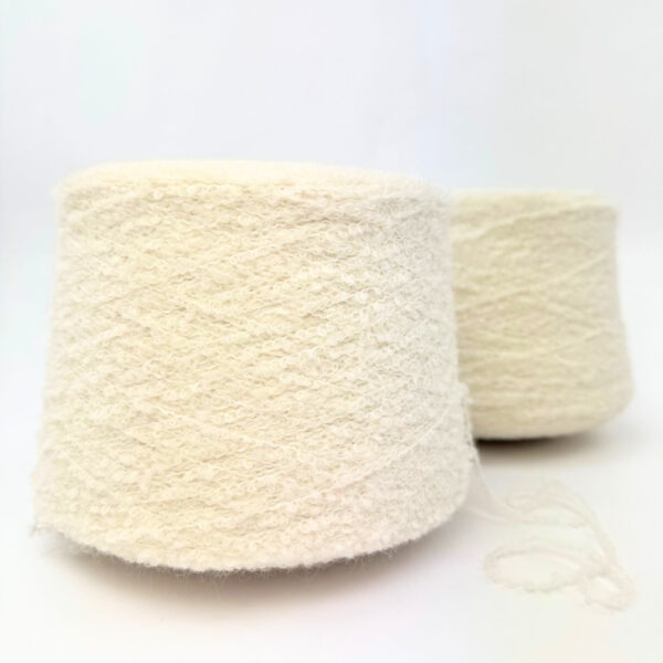 Ilona Bouclégarn (1,1 kg) - Hvit