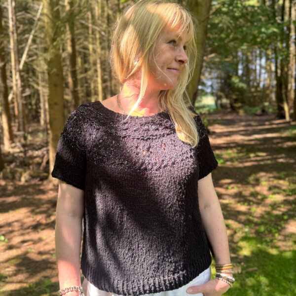 Strik Ranunculus tee i bomullsgarn